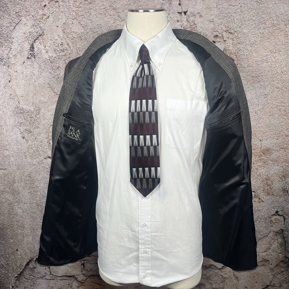 Jos A Bank Men's 44R‎ Blazer Sport Coat Black Gray Houndstooth Check Silk Wool - Picture 2 of 13